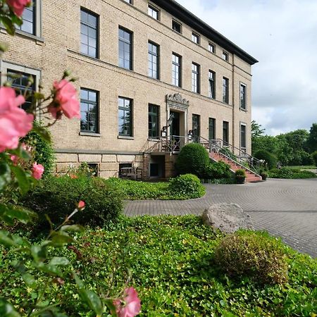 Gutshaus Redewisch Hotel & Restaurant Boltenhagen  Ngoại thất bức ảnh