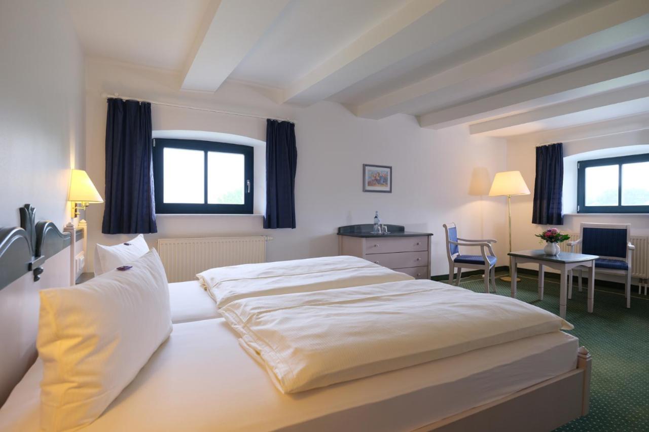 Gutshaus Redewisch Hotel & Restaurant Boltenhagen  Ngoại thất bức ảnh