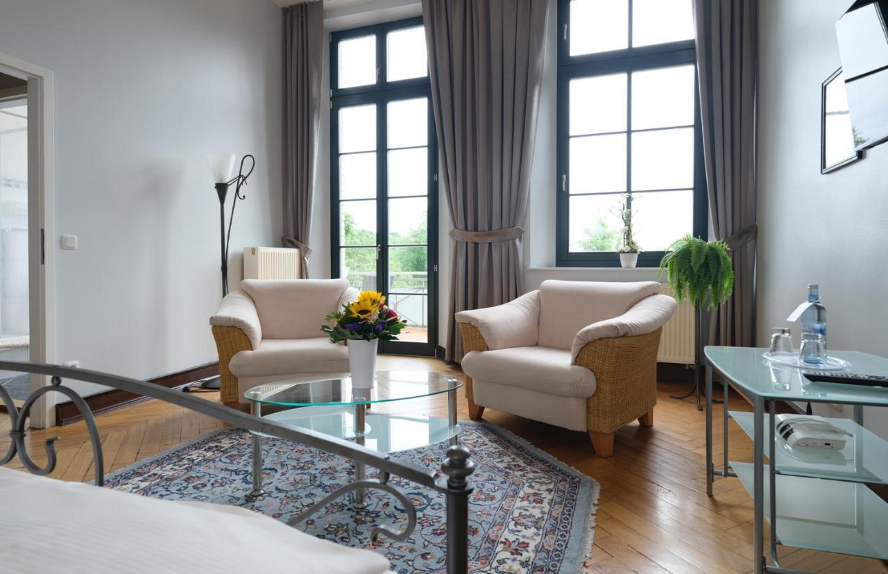 Gutshaus Redewisch Hotel & Restaurant Boltenhagen  Ngoại thất bức ảnh