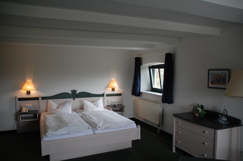 Gutshaus Redewisch Hotel & Restaurant Boltenhagen  Ngoại thất bức ảnh
